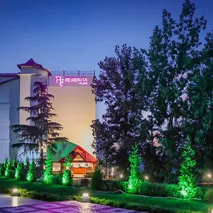 4* Hotel Regenta Mars Valley View Shoghi